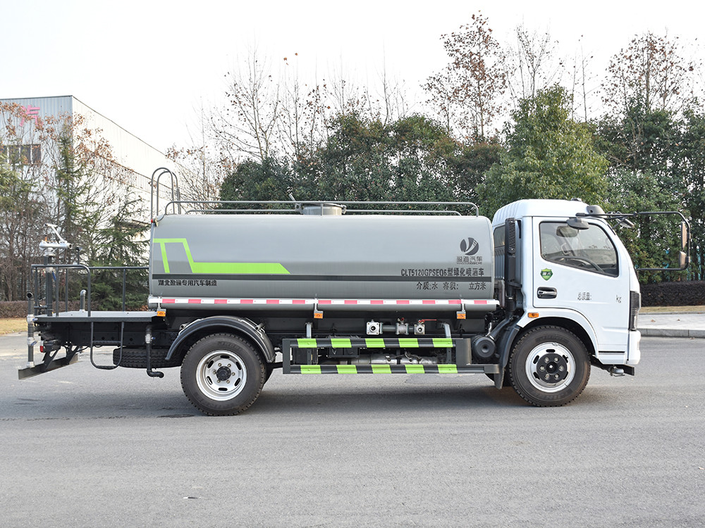 東風福瑞卡 9.3 方灑水車